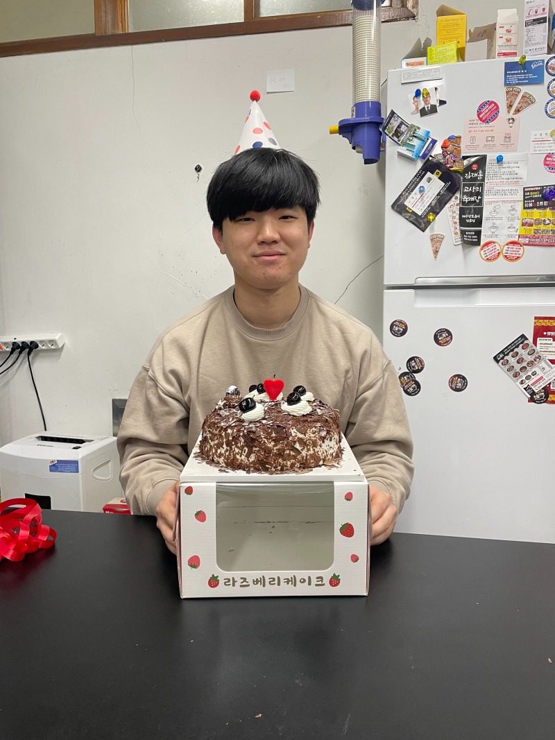 25.04.29 김재상군 생일.jpg